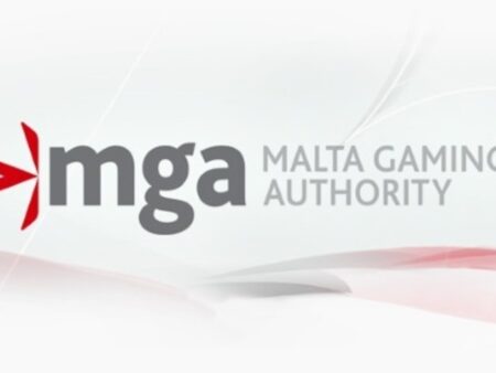 Nederlandse miljardair Boekhoorn met banden tot de kansspel industrie gedwongen afstand te doen van Maltese bank belangen