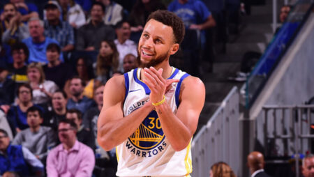 Golden State Warriors wordt gewaardeerd op $7 miljard naarmate de inzet groter wordt