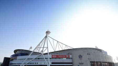 Bolton Wanderers ernstige gokrelaties terwijl de industrie reageert op sponsorverbod