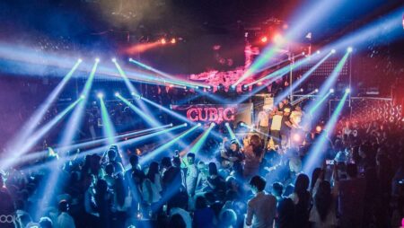 Melco neemt beheer over van Macau-nachtclub Cubic, plant naamswijziging