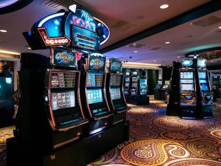 Mob’s ex-video gaming Kingpin gearresteerd voor het beroven van Rich Chicago VGT Restaurateur