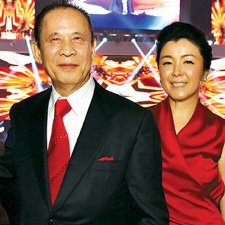 Universal Entertainment lanceert juridische stappen tegen Kazuo Okada