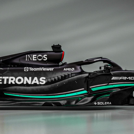 Het Mercedes F1-team schakelt Nuvei in als een van zijn sponsors