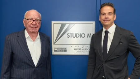 Rupert Murdoch verlaat Fox en geeft de leiding aan zoon