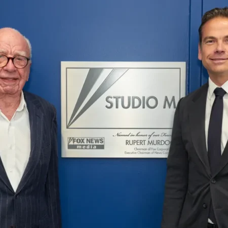 Rupert Murdoch verlaat Fox en geeft de leiding aan zoon