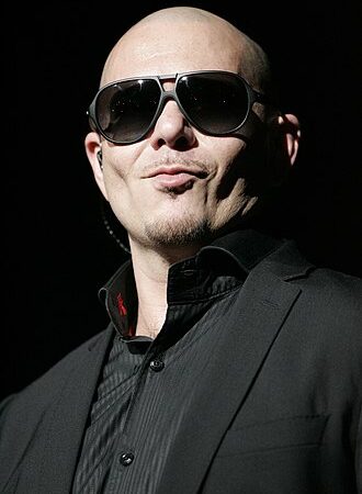 Pitbull Brand – Merk in FIU Football Stadium