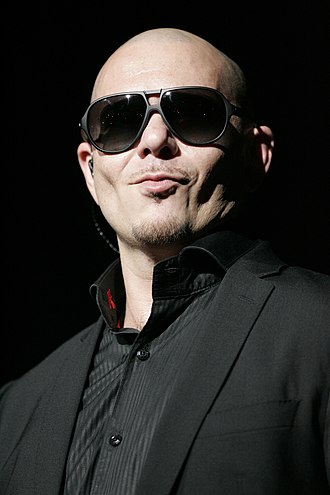 Pitbull Brand – Merk in FIU Football Stadium