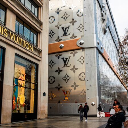 F1 brengt extra luxe aan huis Louis Vuitton en wordt benoemd tot officiële partner