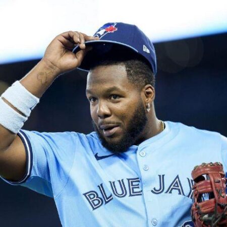 De Blue Jays-uitbreiding van Vladimir Guerrero Jr. omvat een ondertekening bonus van $ 325 miljoen