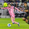 Messi koopt tweede Spaanse club om Ronaldo clash dit seizoen op te zetten